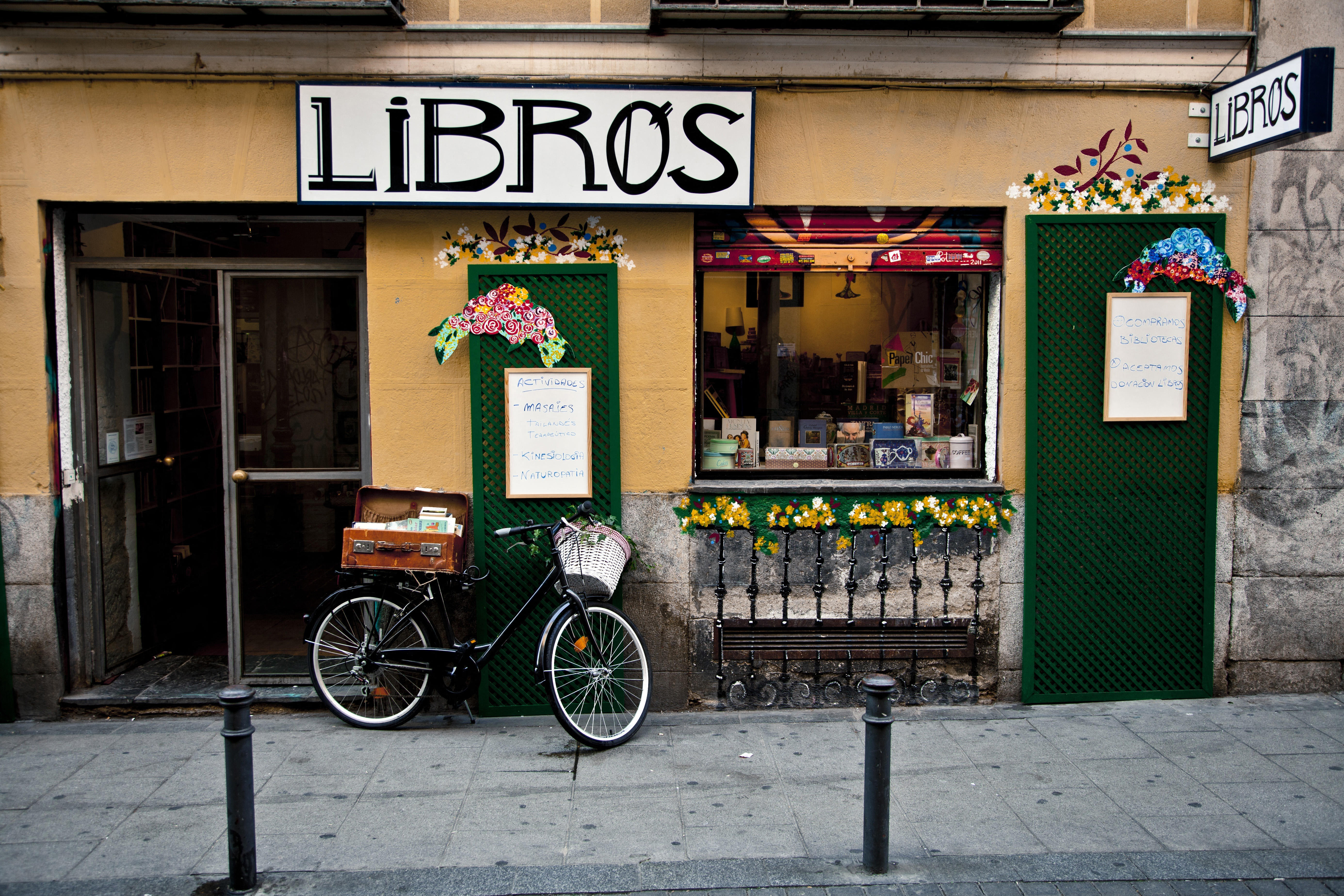 Librería Libros en el barrio de Malasaña, Madrid